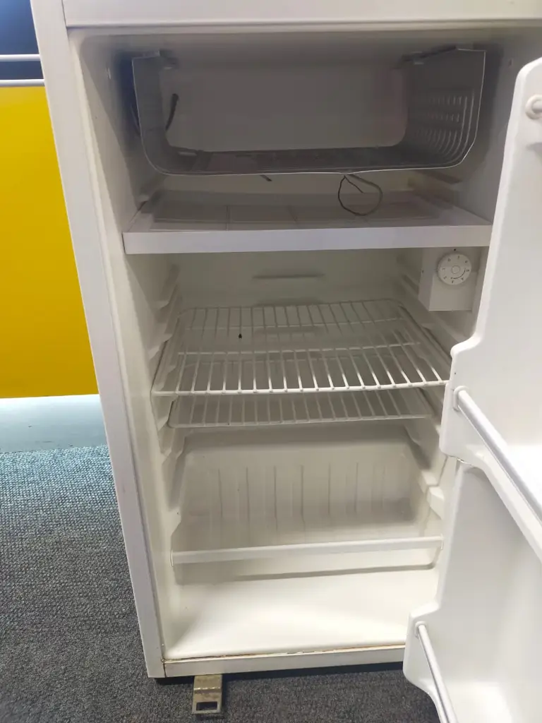 Aim Bar Fridge - View 5