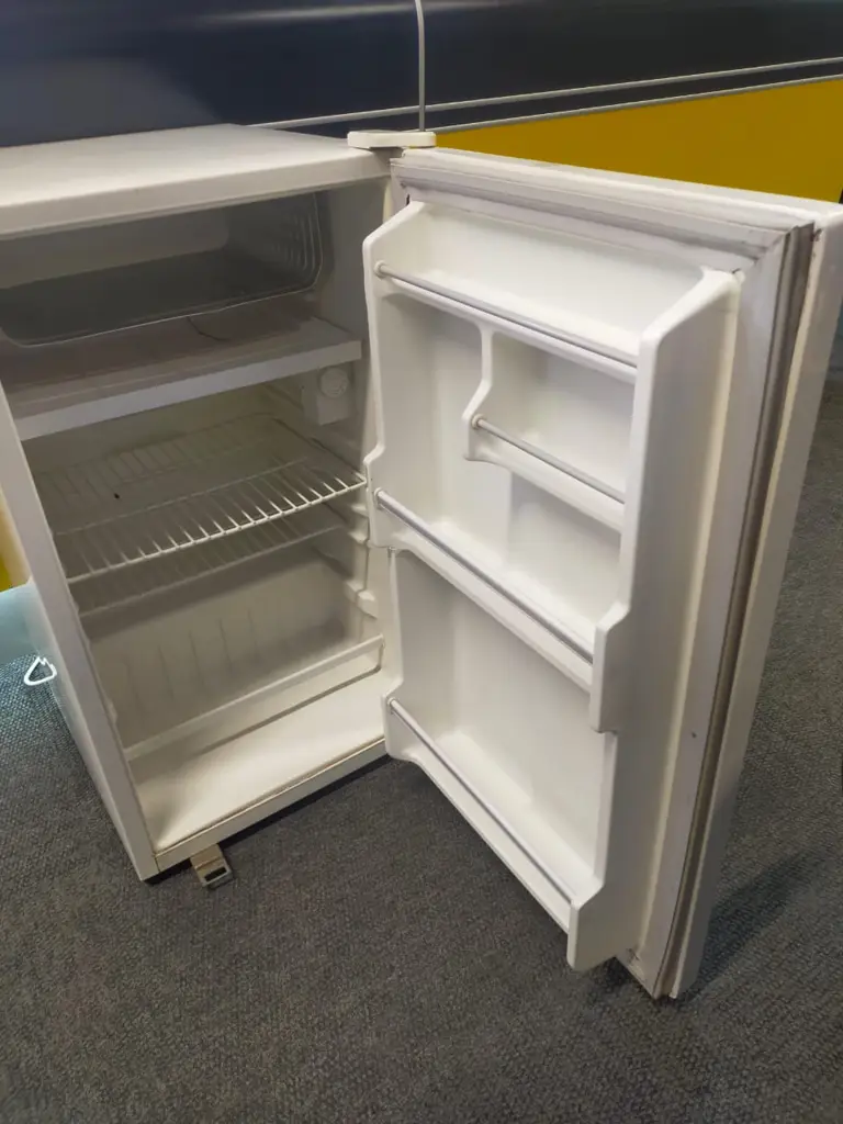 Aim Bar Fridge - View 6