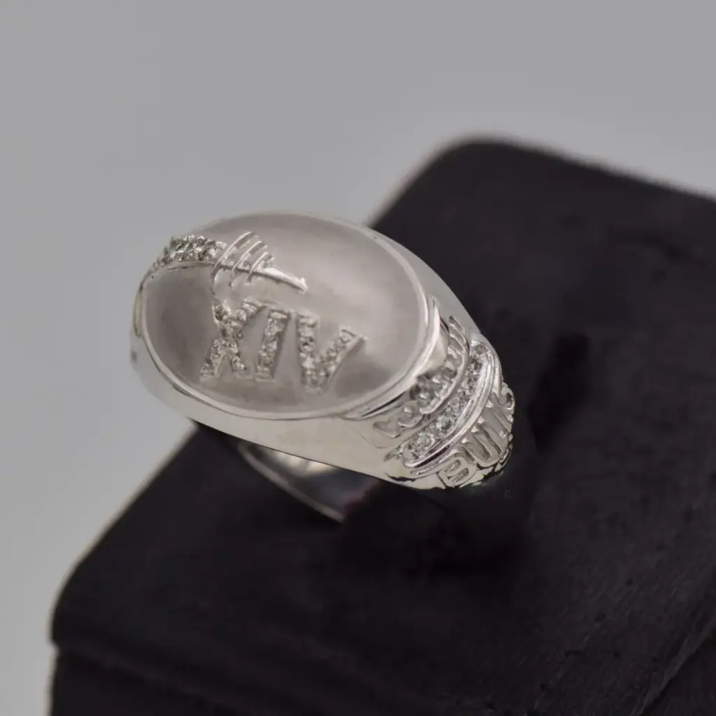 18ct White Gold Men's Ring - View 3