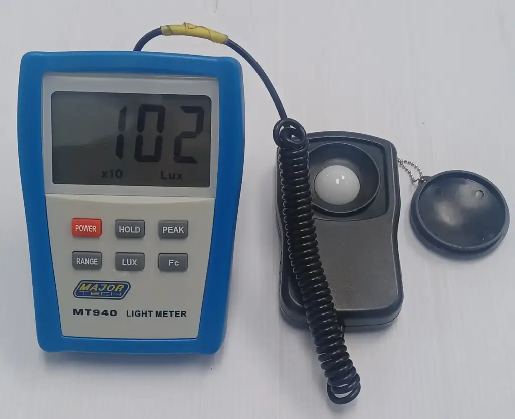 Major Tech Mt940 Digital Light Meter – Lux & Foot Candle Measurement - View 2