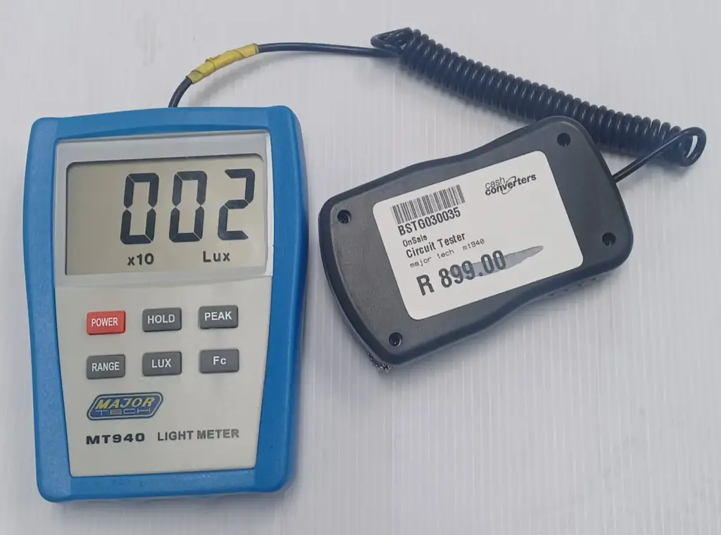 Major Tech Mt940 Digital Light Meter – Lux & Foot Candle Measurement - View 4