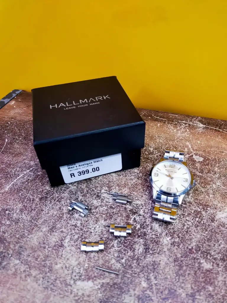 Hallmark Hf1472s Watch