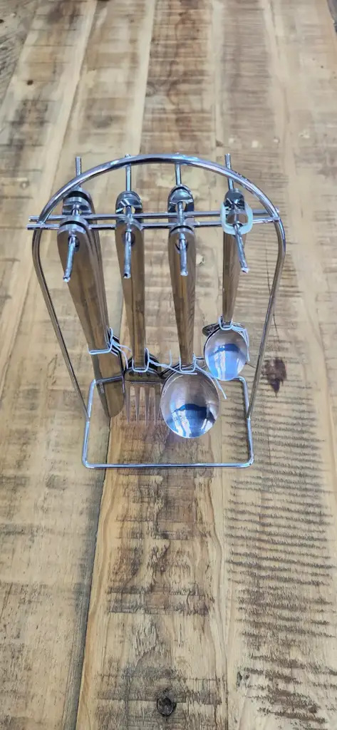 16 Piece Spoon Set - View 4