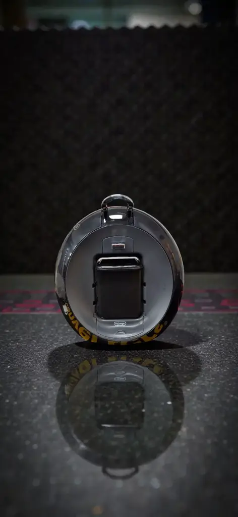 De'longhi Edg 605.B | Nescafé Dolce Gusto Circolo Automatic - View 2