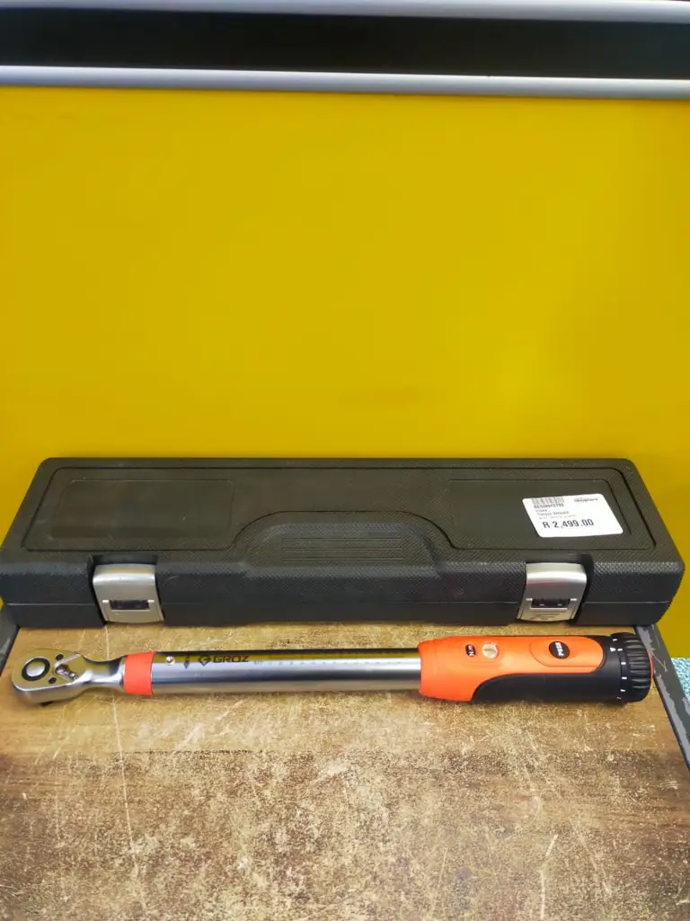 Groz Torque Wrench 1/2 75 - 105Nm - View 2