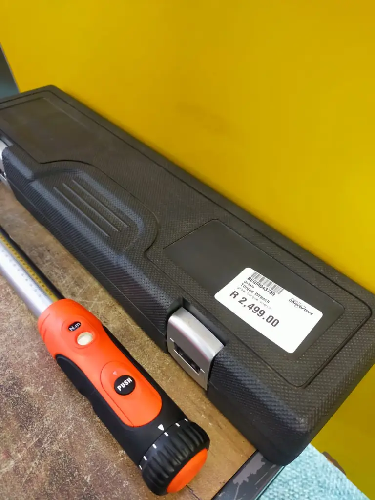 Groz Torque Wrench 1/2 75 - 105Nm - View 4