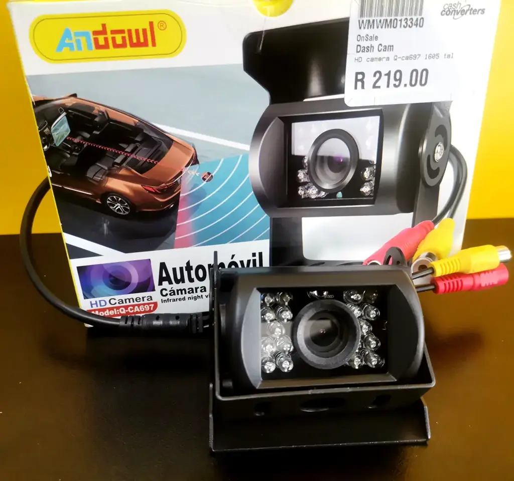18 Led Wide Angle Car Rearview Infrared Hd Camera Q-Ca697 - View 2