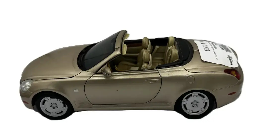 Lexus Sc430 1:18 Diecast Model Car