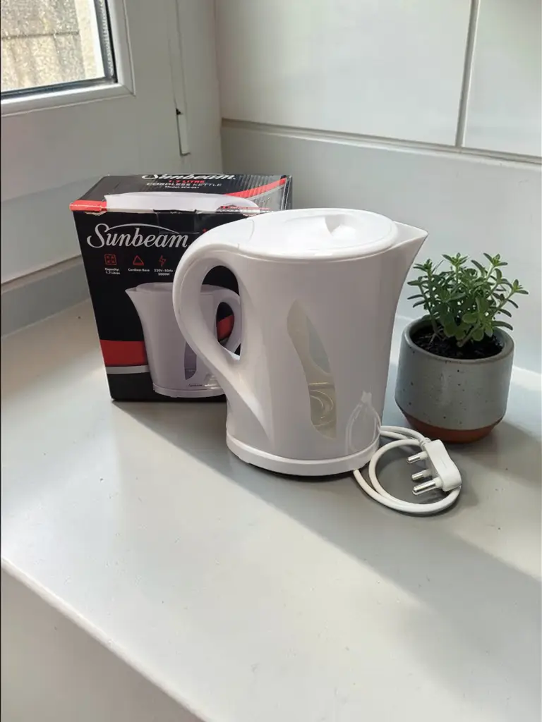 Sunbeam Sck-051 Electric Kettle