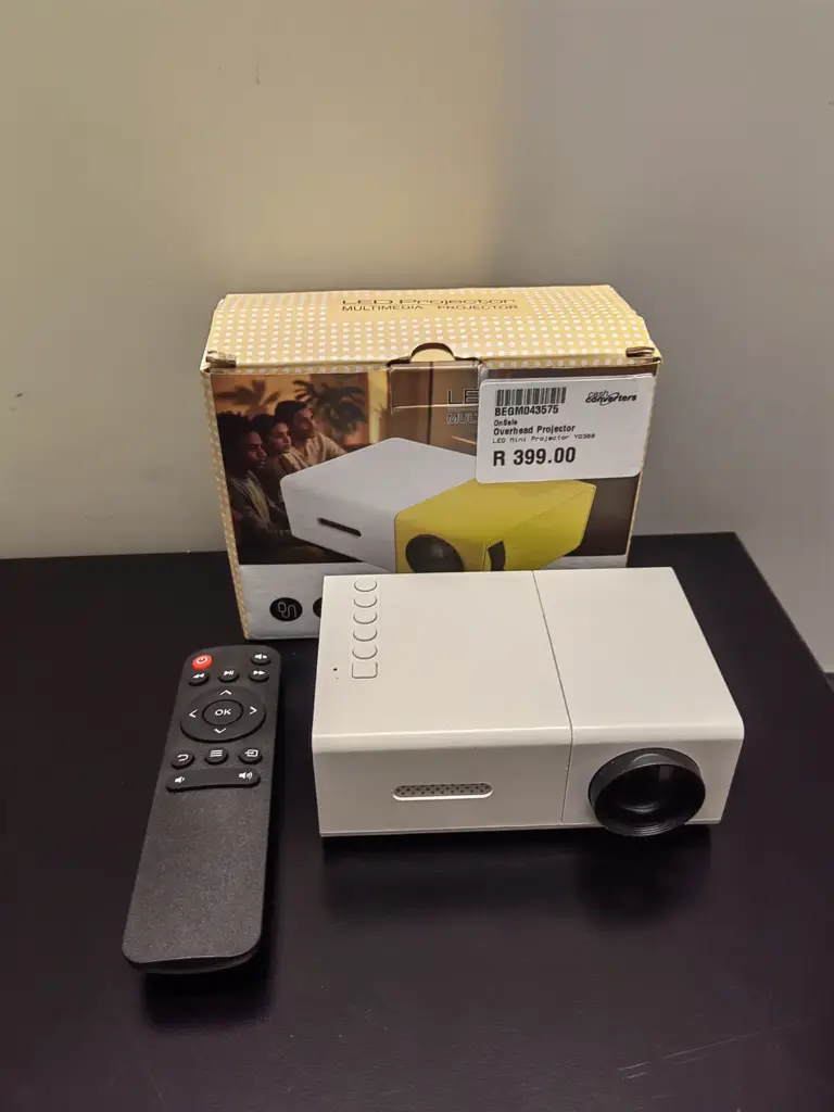 Led Mini Projector Yg300