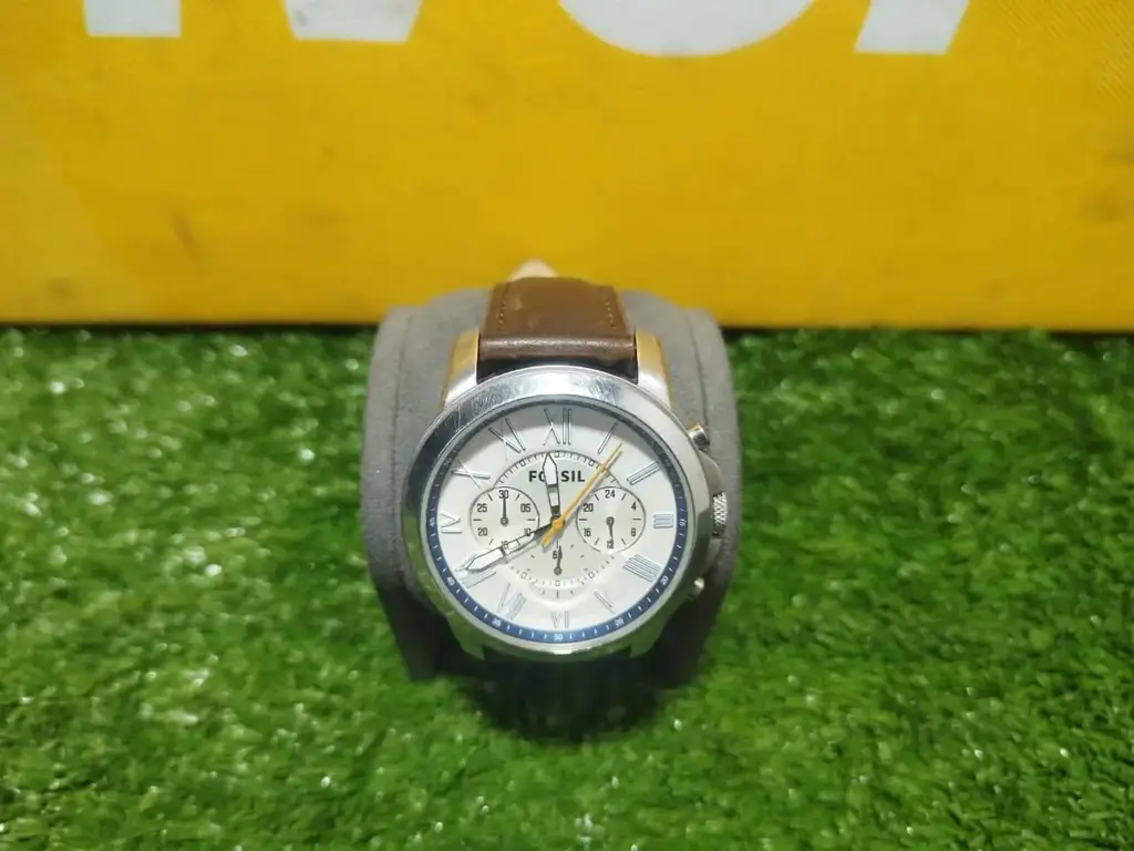 Fossil Grant Brown Leather Men's Watch - View 3