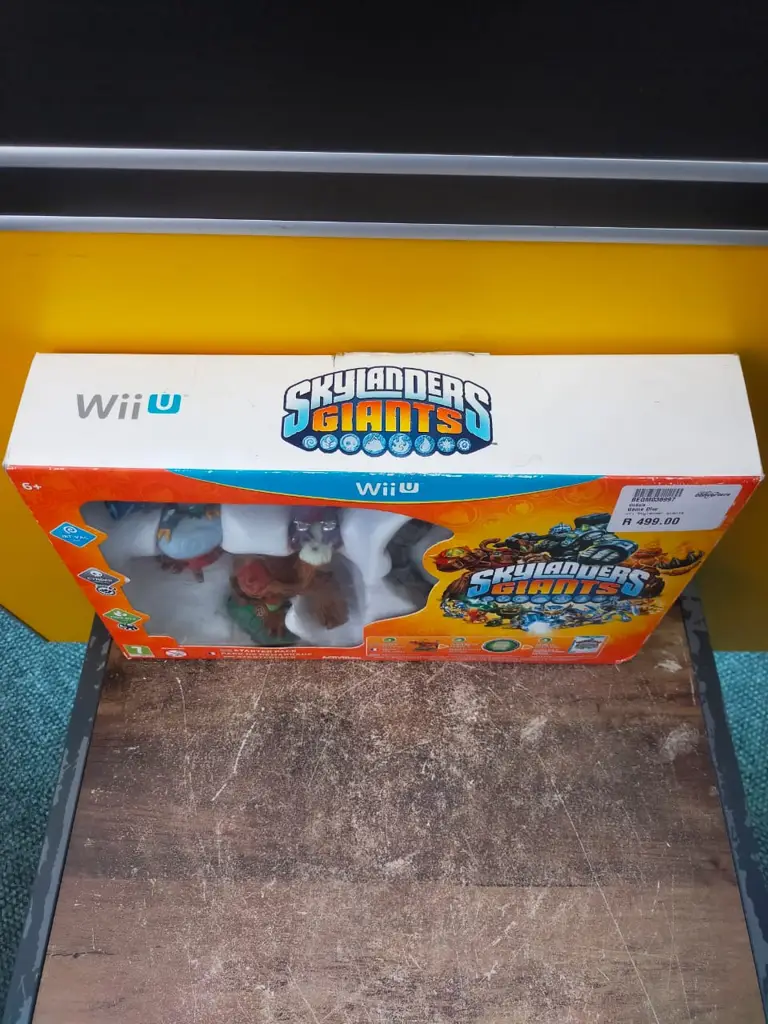 Wii Skylander Giants Game Disk - View 3
