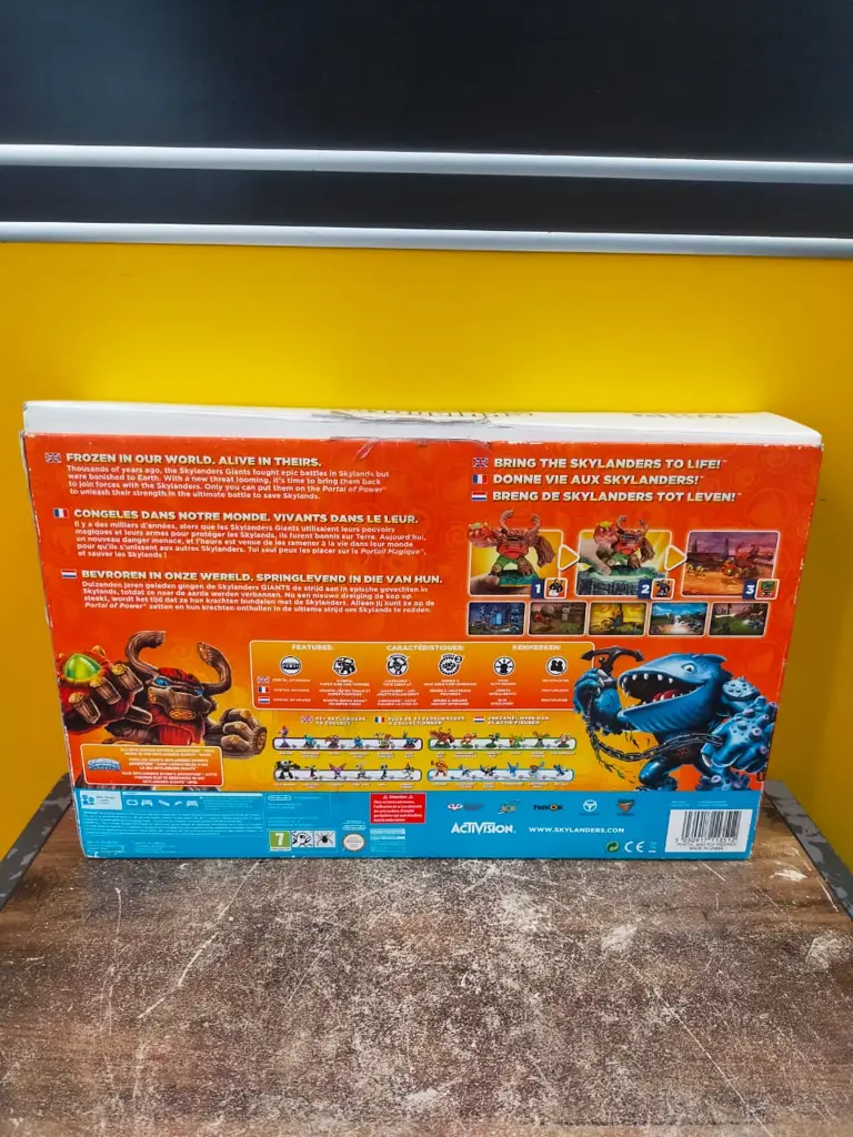 Wii Skylander Giants Game Disk - View 4