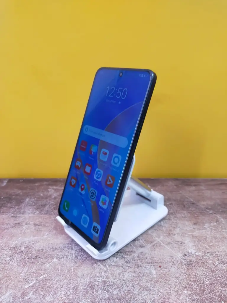 Huawei Nova Y90 Mobile Phone - View 3