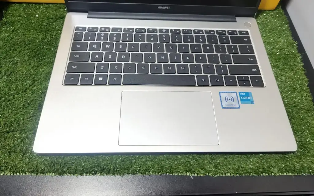 Huawei Mdf-Xx Mystic Silver 14 Inch Student And Office Laptop - I3 1215U – 8Gb Ddr4 – 256Gb Ssd - View 2