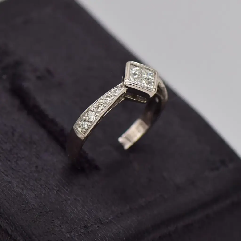 18ct White Gold Dress Ring - View 3