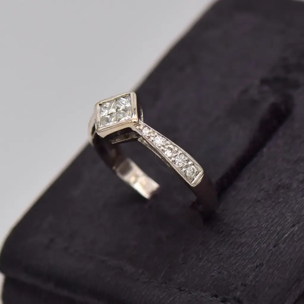 18ct White Gold Dress Ring - View 4
