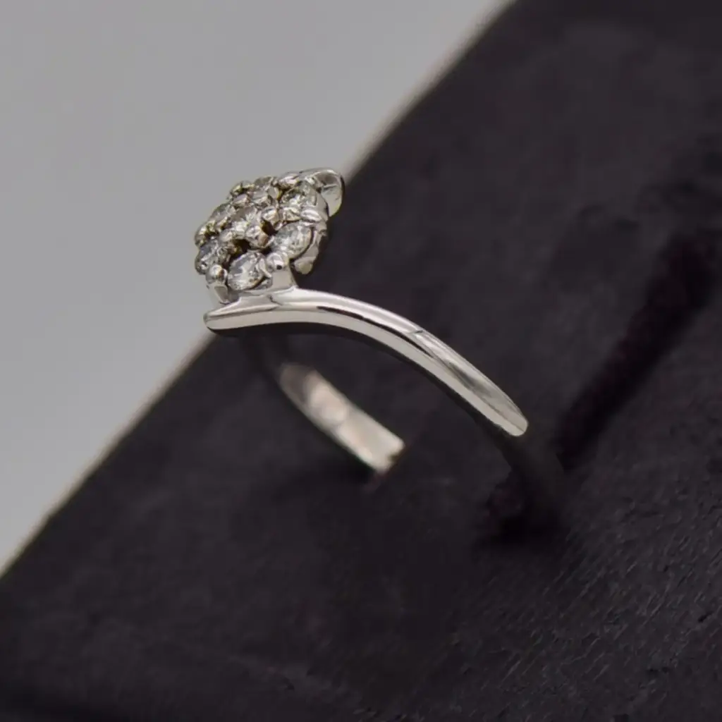 9ct White Gold Dress Ring - View 3