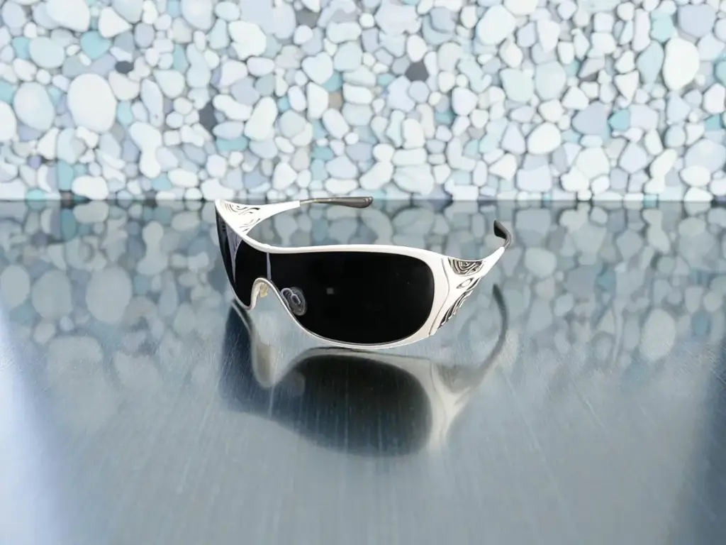 Oakley 05-671 Sunglasses - View 2