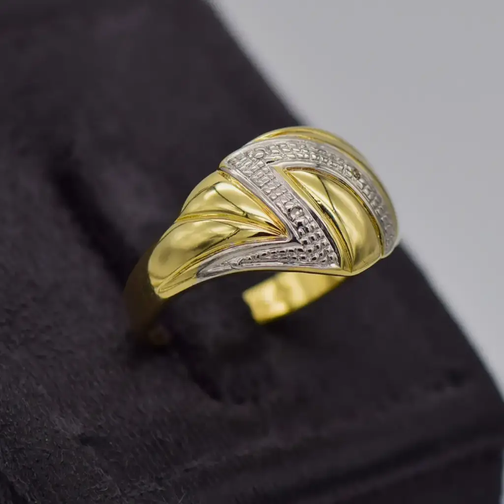 9ct Yellow Gold Dress Ring - View 2
