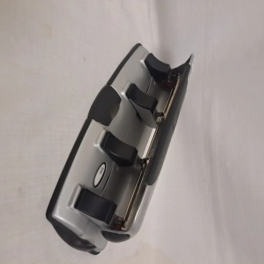 Rexel P425 Punch Set - View 3