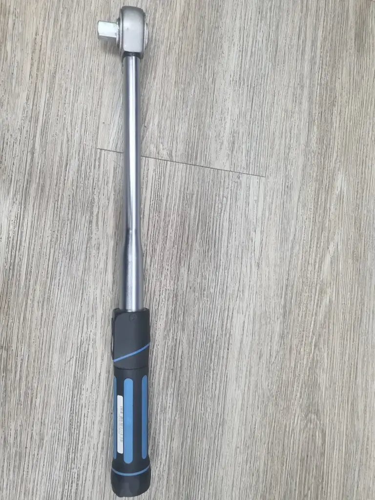 Sykes-Pickavant Torque Wrench - View 2