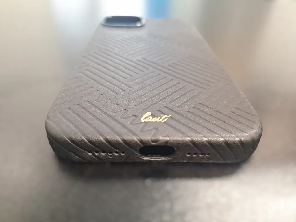 Laut Motif Iphone 14 Max Cover