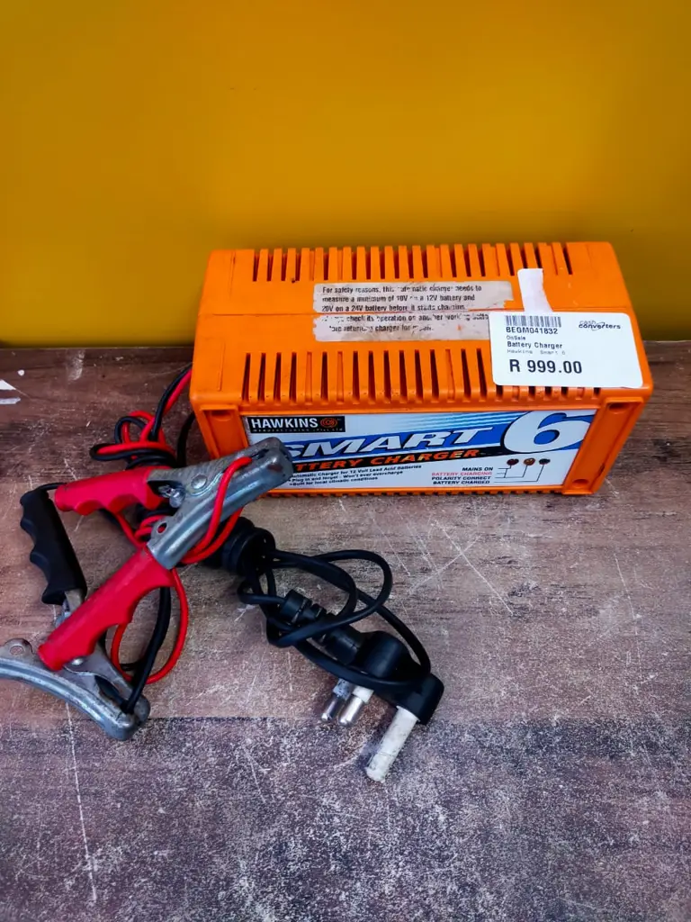 Hawkins - Smart 6 - Automatic Battery Charger - Power Tools & Machinery - Orange - View 4