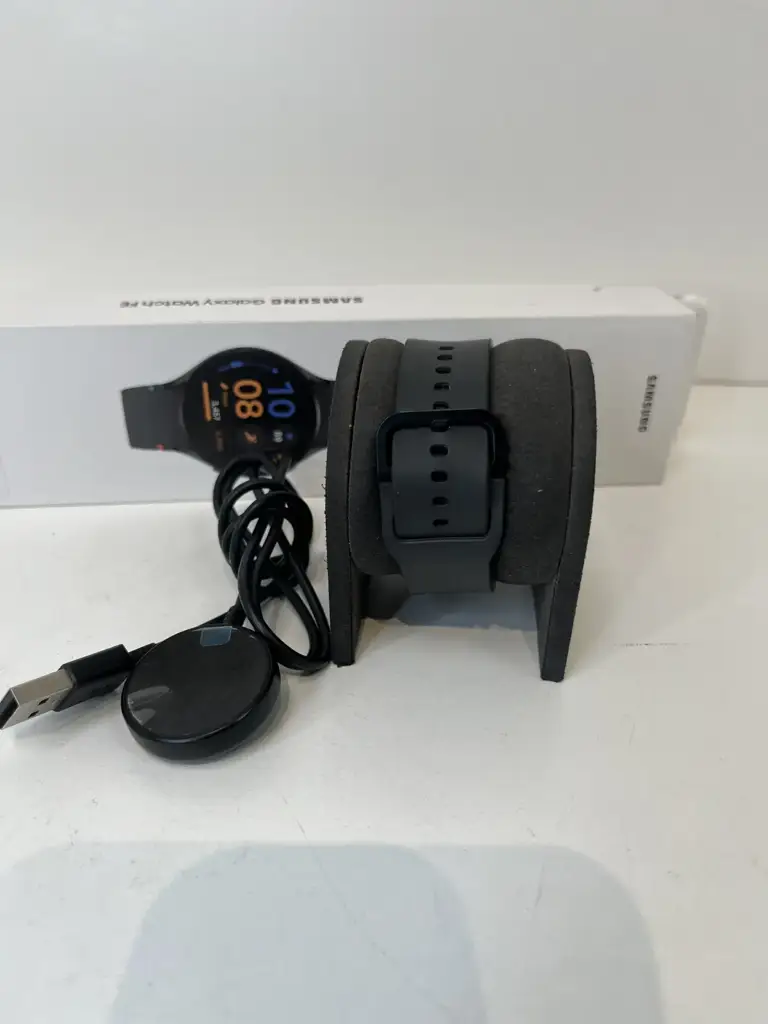 Samsung-Sm-R861 Black Smart Watch Fe - View 3
