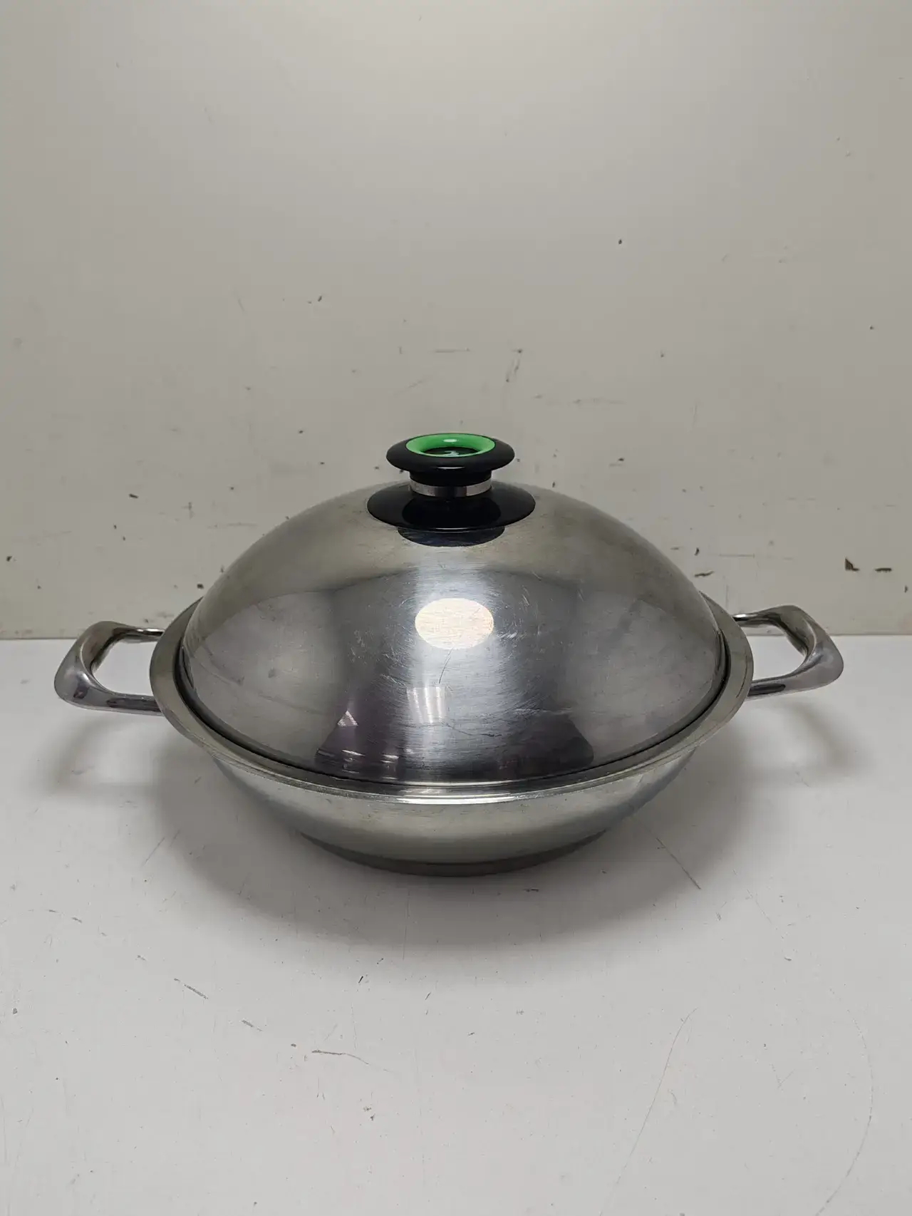 Amc Pot | Dome - View 4