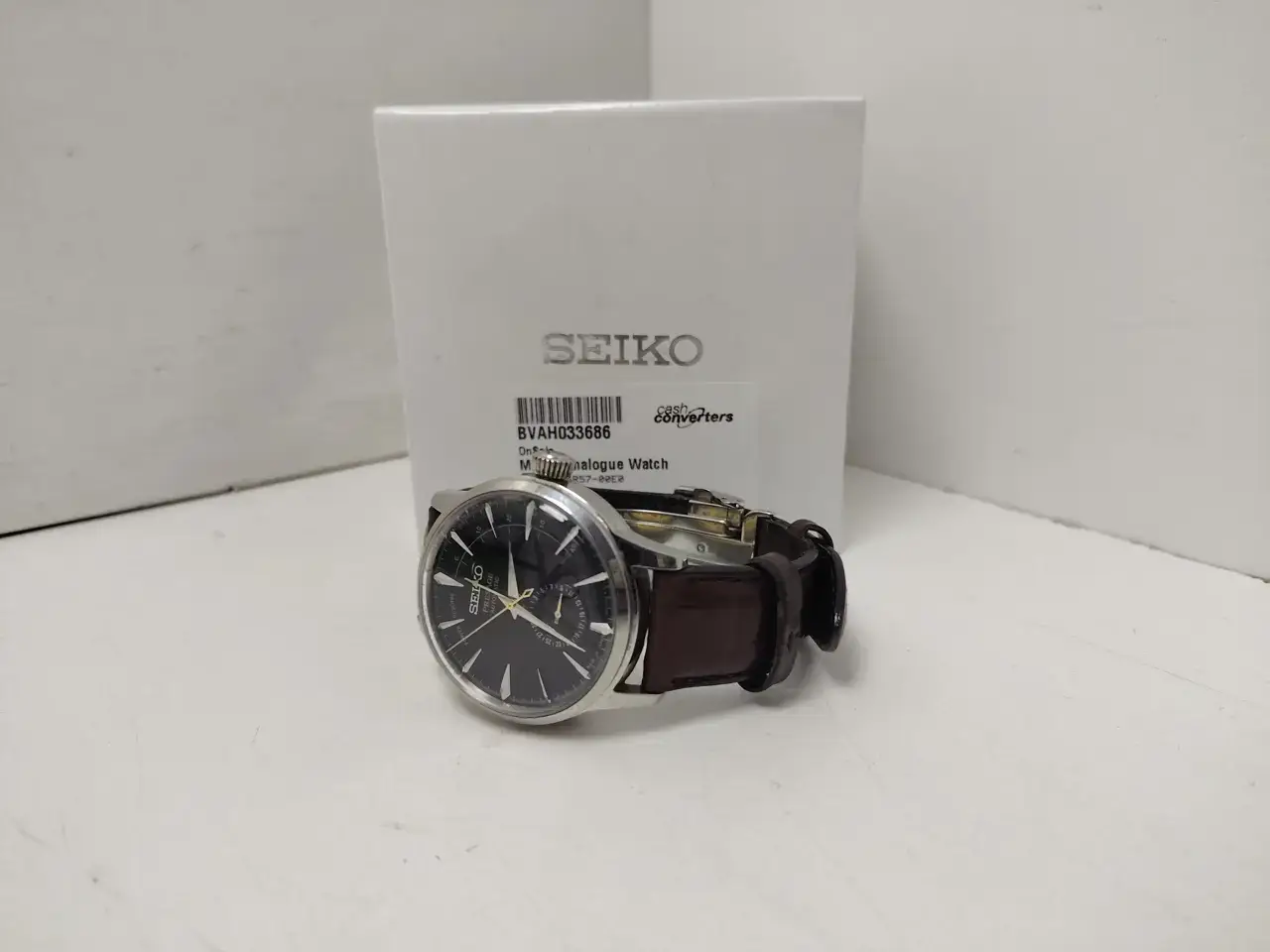 Seiko Men's Watch | 4R57-00E0 - View 3