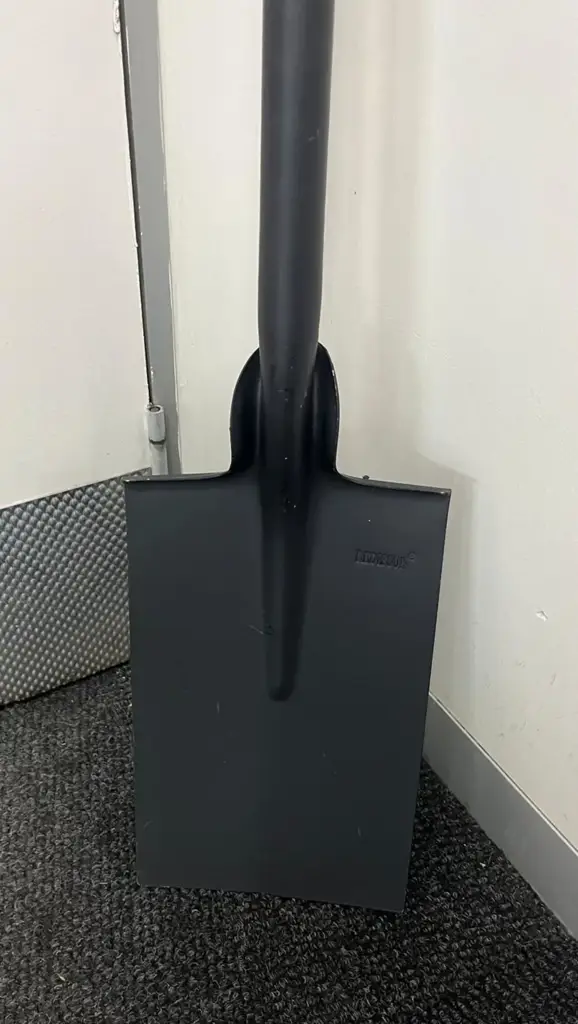 Heavy Duty Square Mouth Spade - View 3