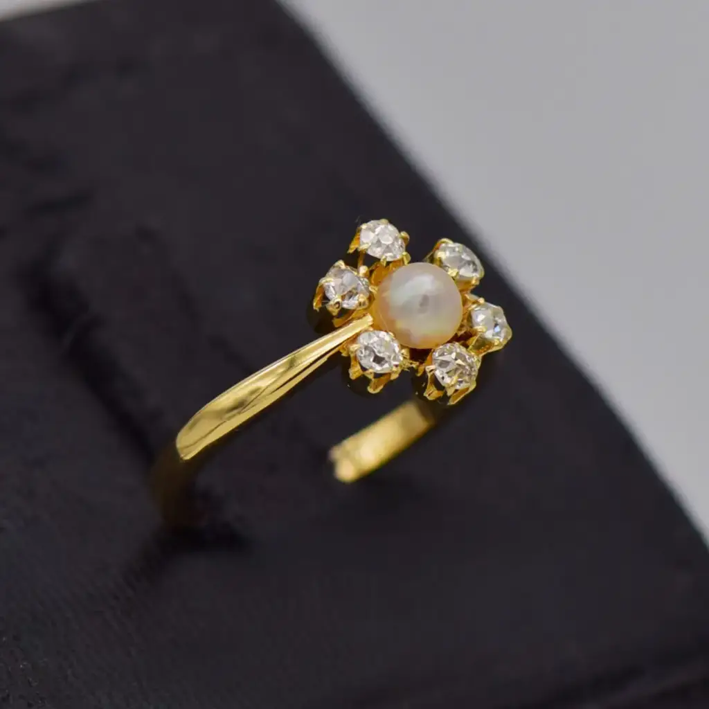 18ct Yellow Gold Pearl Dress Ring - View 2