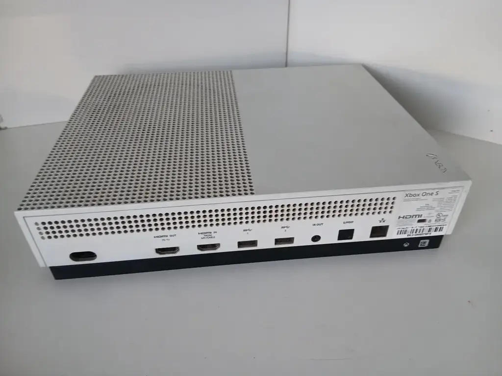 Xbox One S 1681 Gaming Console - View 3