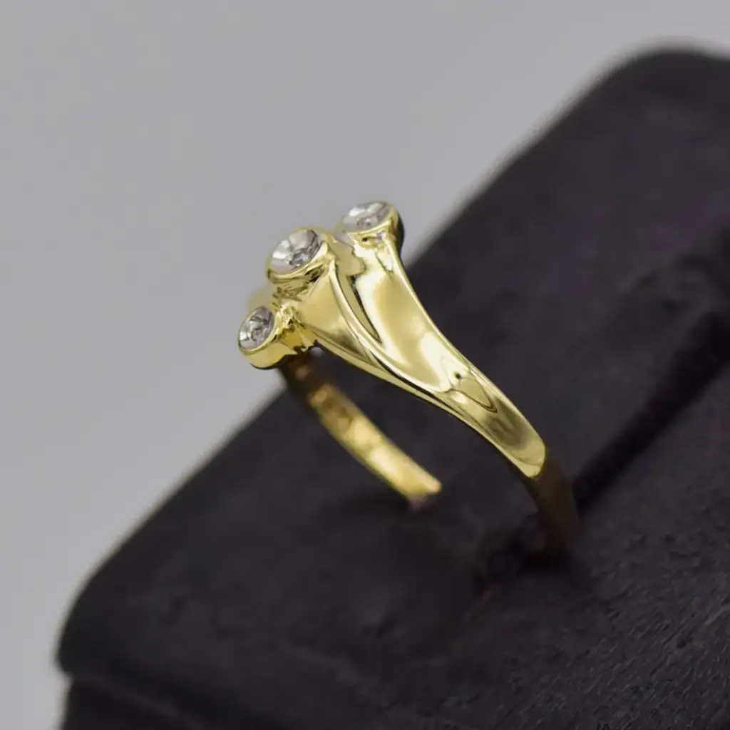 9ct Yellow Gold Dress Ring - View 3
