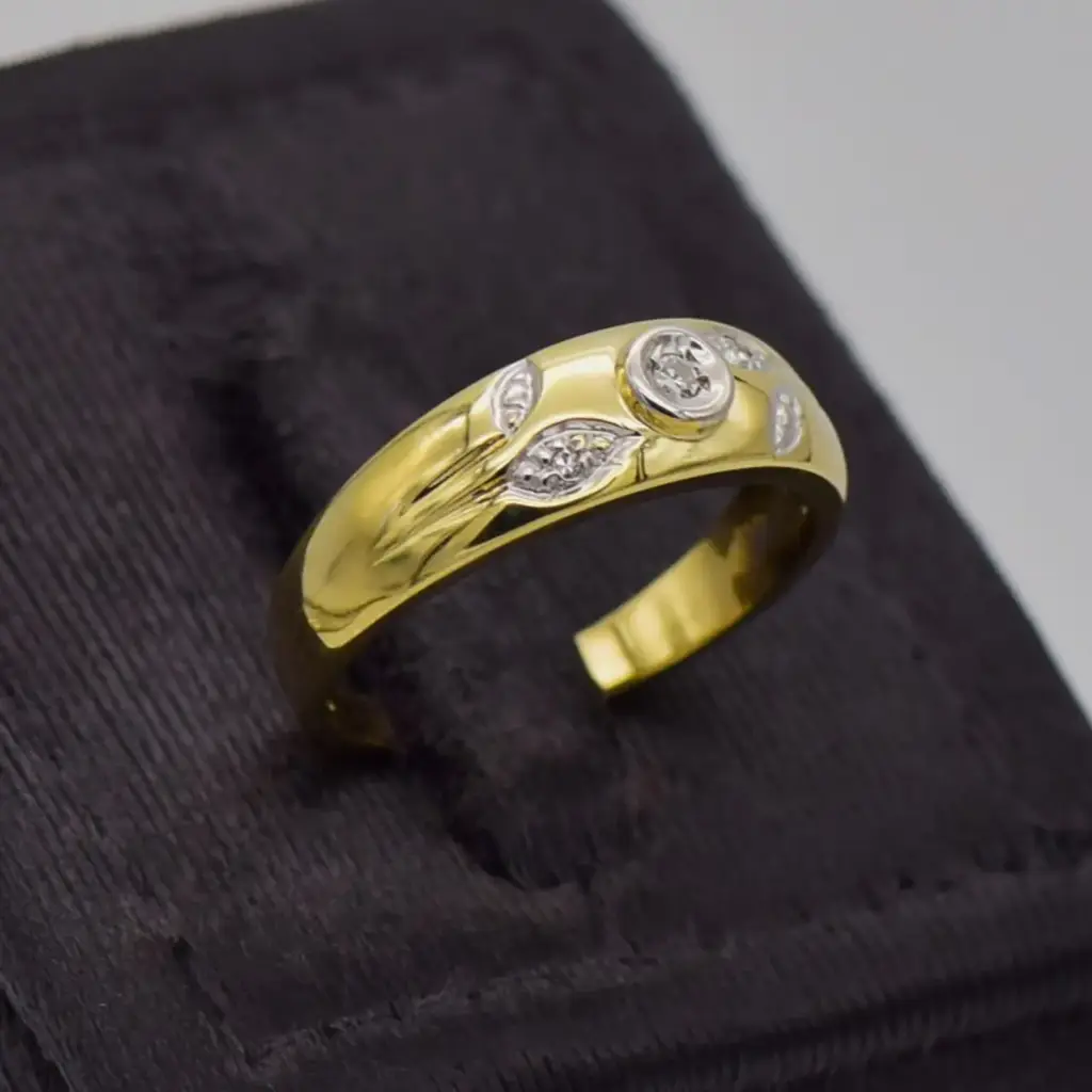 9ct Yellow Gold Dress Ring - View 2