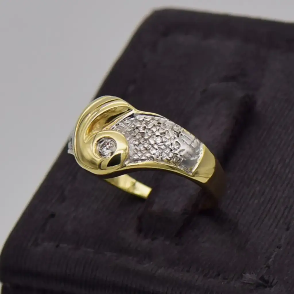9ct Yellow Gold Dress Ring - View 3