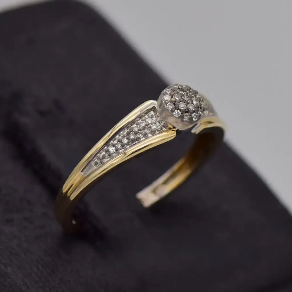 9ct Yellow Gold Engagement Ring - View 2