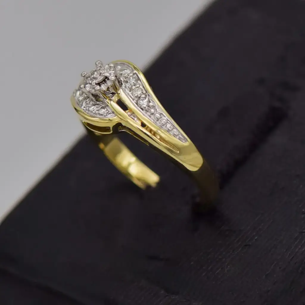 9ct Yellow Gold Dress Ring - View 3