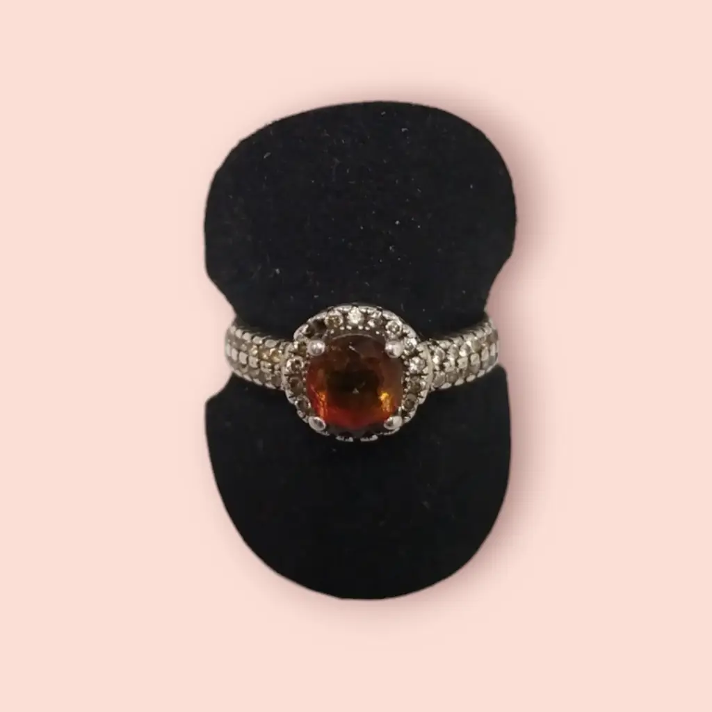 Ladies Silver Ring