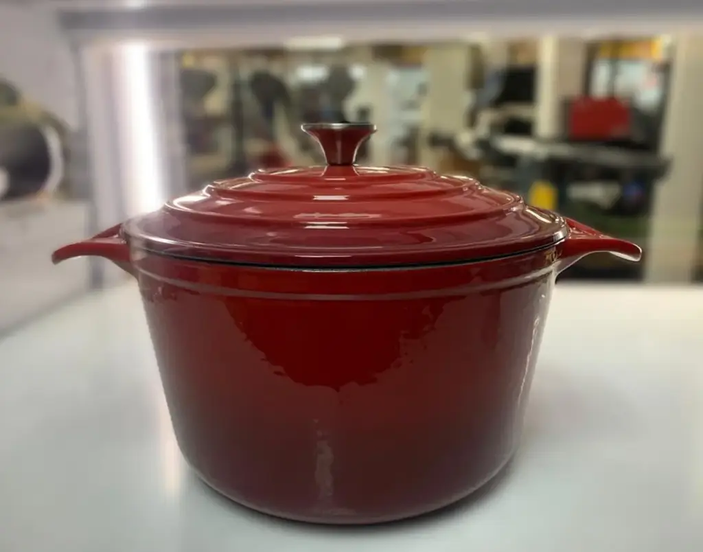 Homechoice Domino Cast Iron Casserole Pot