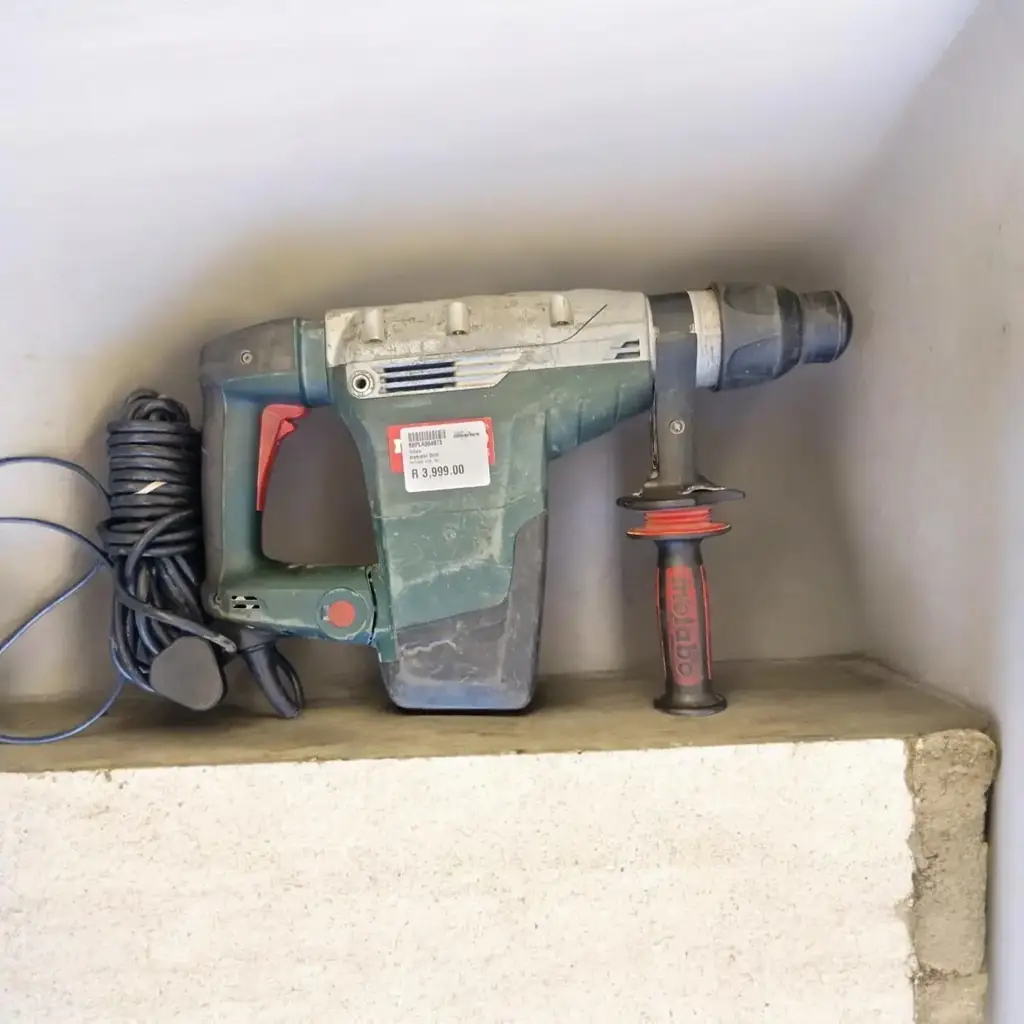 Metabo Khe56 Hammer Drill - View 2