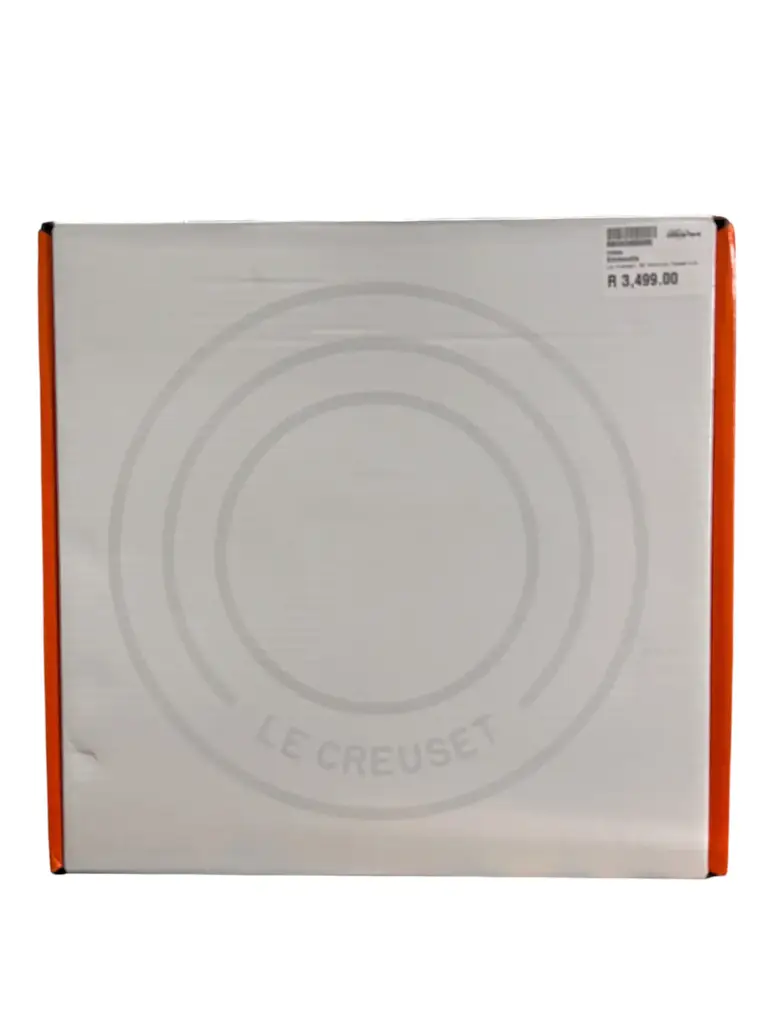 Le Creuset 30Cm Shallow Casserole - View 3