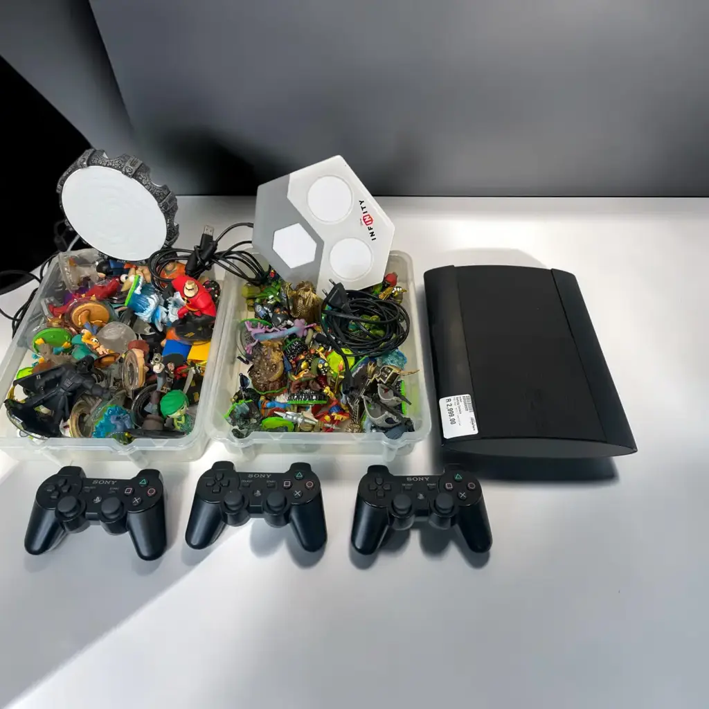 Sony Playstation 3 Superslim 12Gb 9 (Ps3)