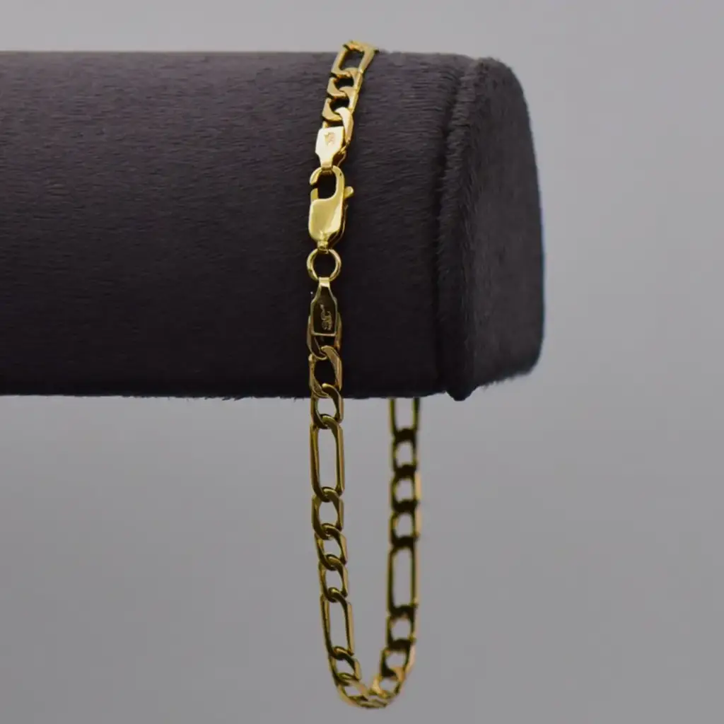 9ct Yellow Gold Bracelet Figaro-Link - View 2