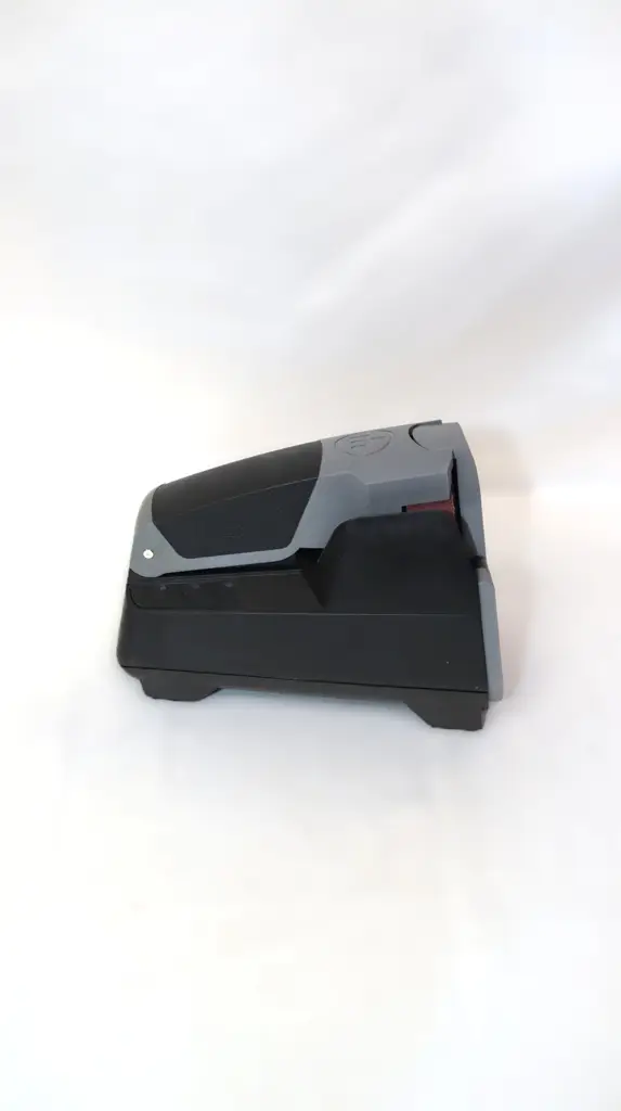 Wüsthof Easyedge Electric Knife Sharpener - View 9