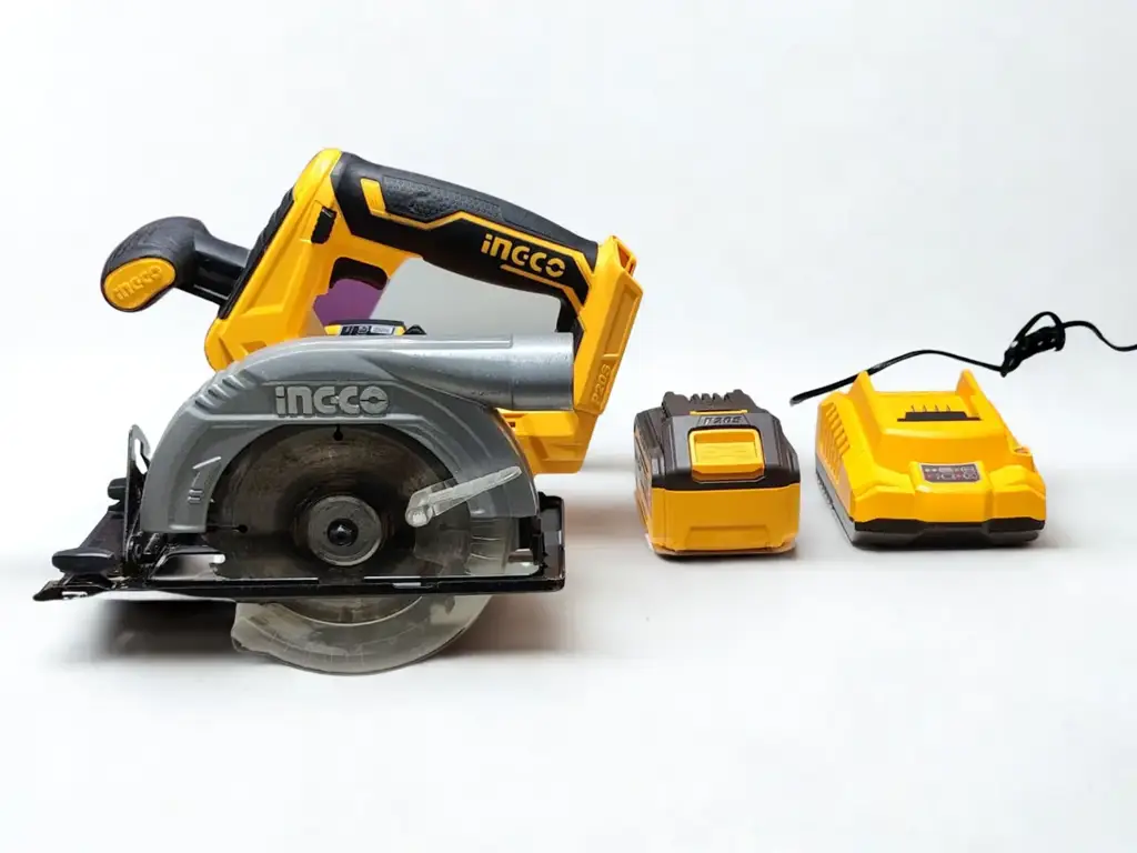 Ingco Csli1401 Circular Saw - View 2