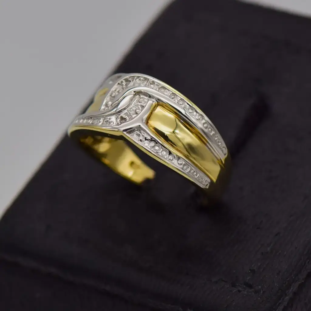 9ct Yellow Gold Dress Ring - View 3