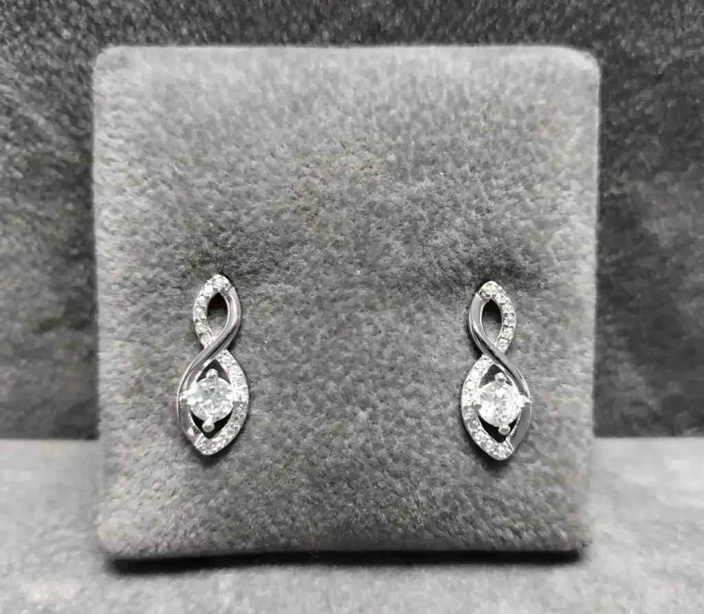 925 Sterling Silver Drop Earrings
