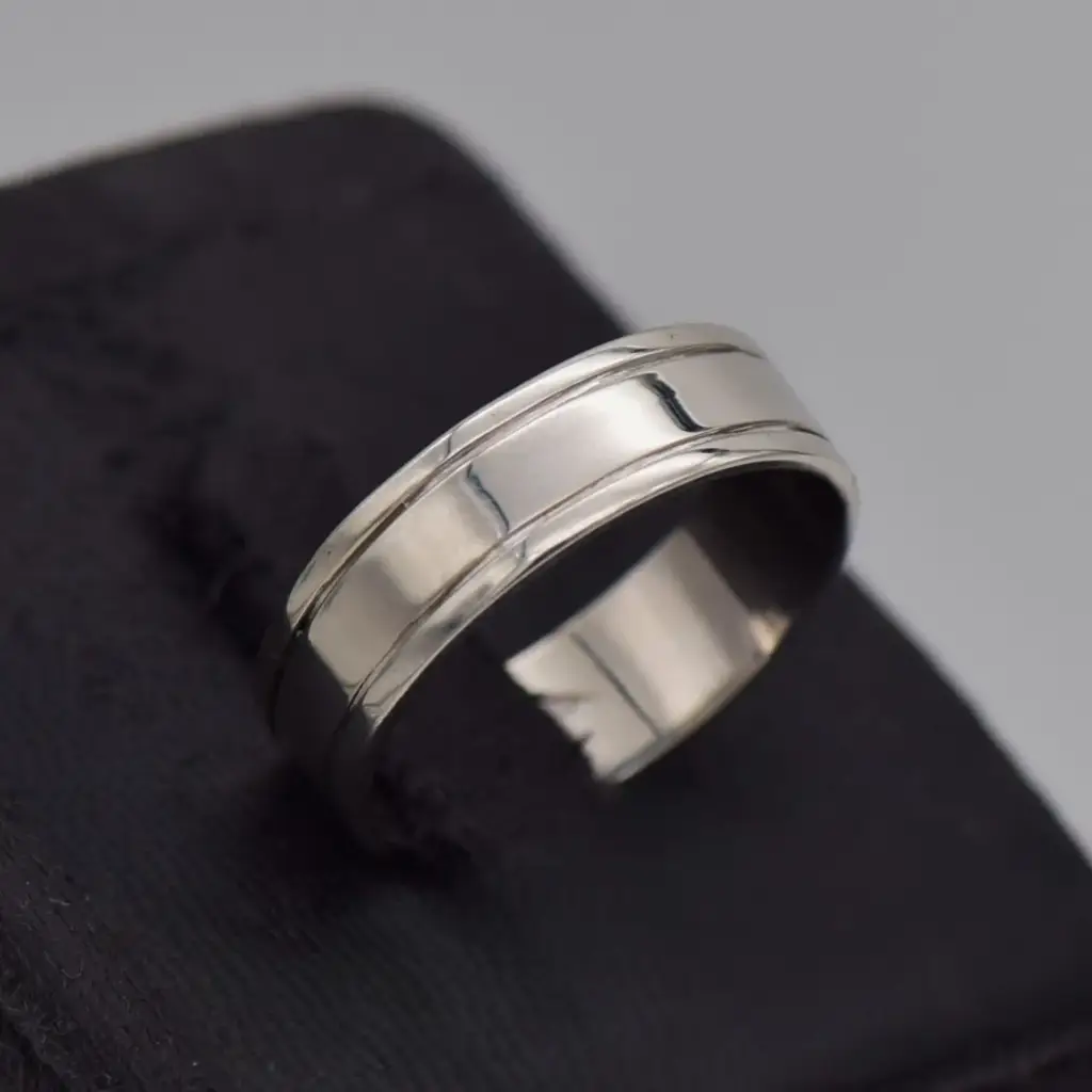 9Ct White Gold Wedding Band Patterned - View 2